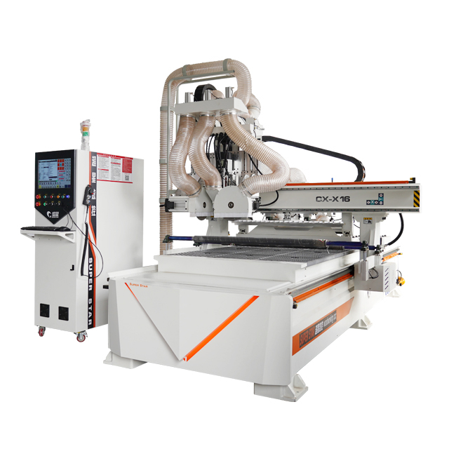 Router CNC X16 ATC con cambio coltello in linea e lama per sega
