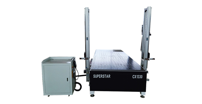 CX-1330 hettr&aring;dsskumsk&auml;rande cnc-maskin Export till Argentina