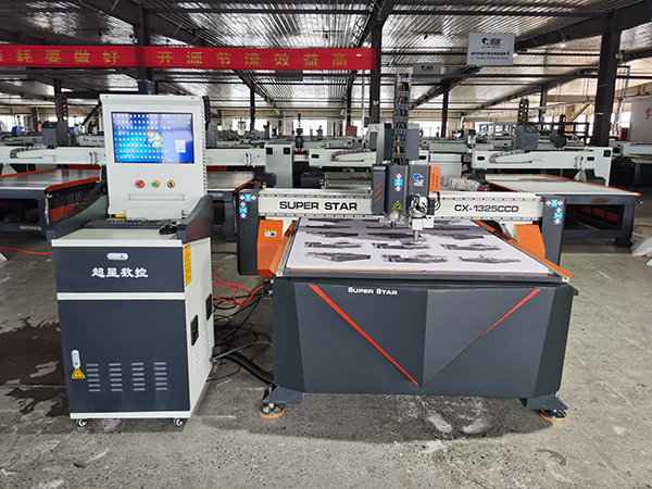 Nov izdelek: 1325 CCD oglaševalski CNC gravirni stroj