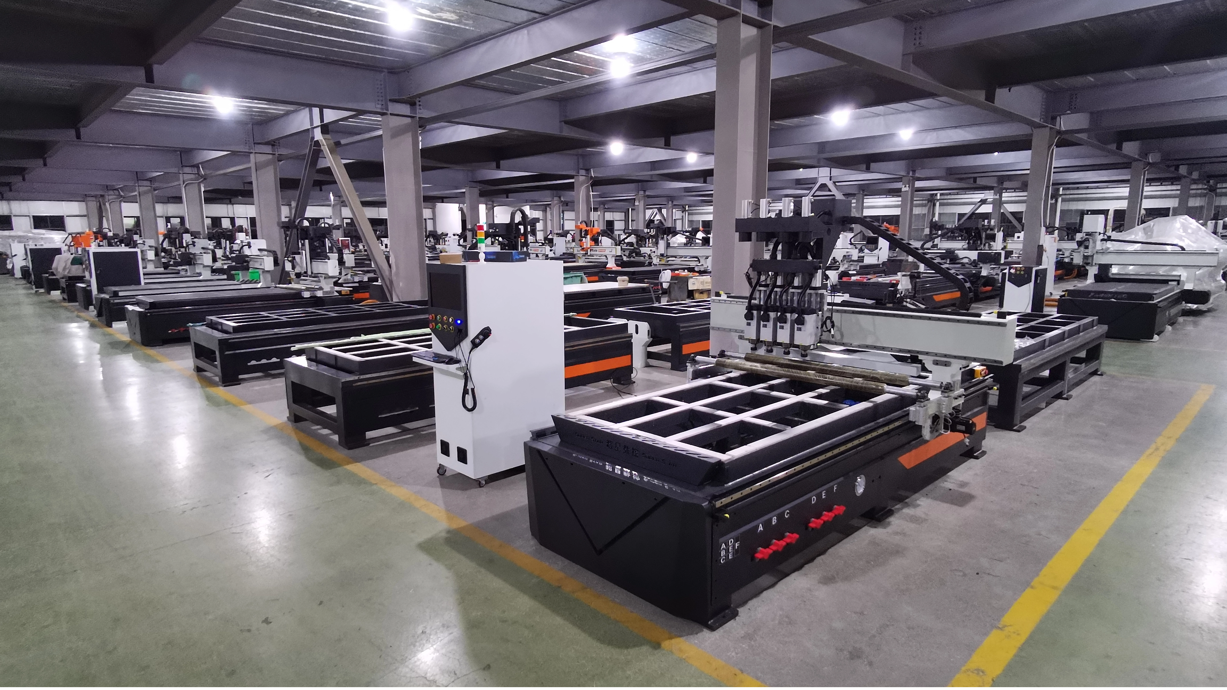 Multi-spindle & Rotary CNC երթուղիչների անսարքությունների վերացում. վերանորոգման վերջնական ուղեցույց