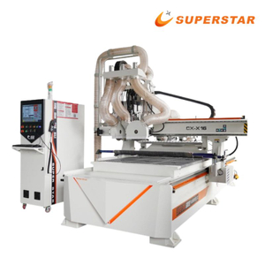 CNC router Superstar X16 ATC s pilov&yacute;m kotoučem a inline v&yacute;měnou n&aacute;strojů